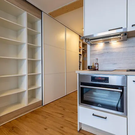 Remointze B 031 - Center 4 Pers Appartement Veysonnaz